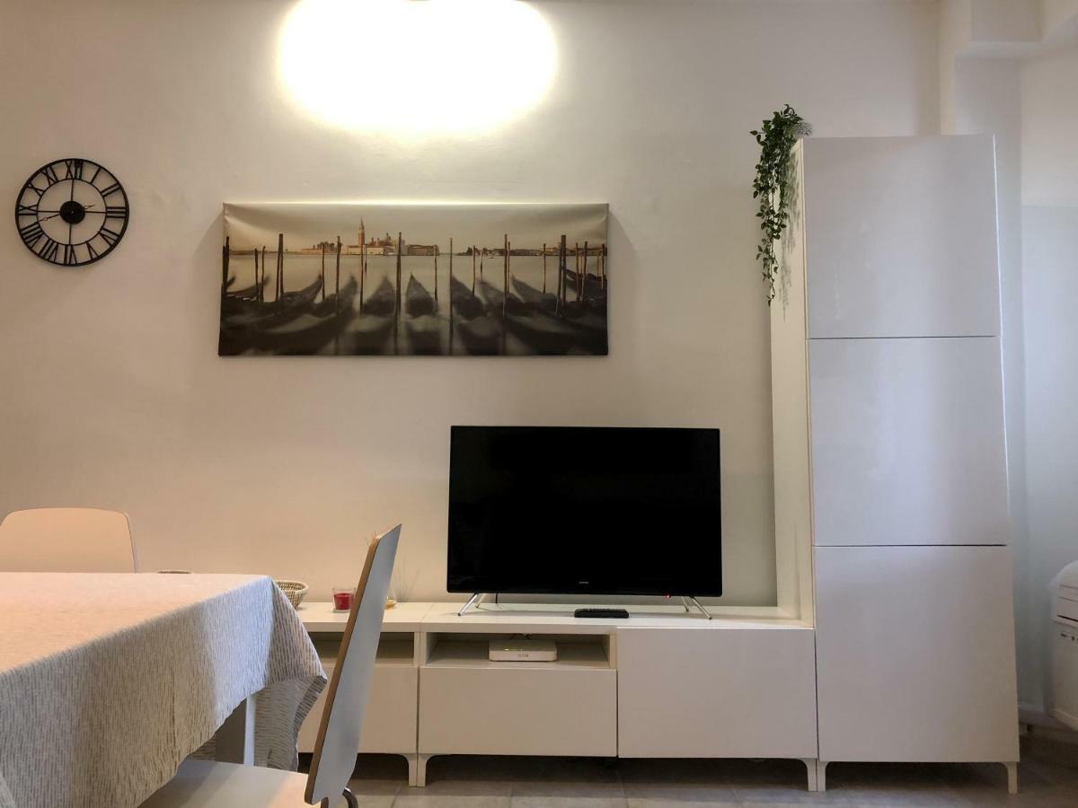 Cadillac Apartment Venice Exterior photo